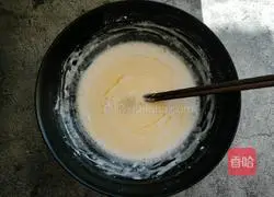 Illustration of how to make chive egg pancake 5