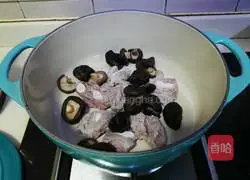 Illustration of how to make mushroom soup 4