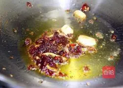 Illustration of how to make spicy fried clams 4