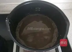 Illustration of how to make fruit lotus root starch soup 6