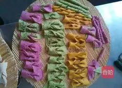 Illustration of how to make small dried fruits for snacks 4