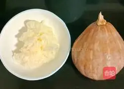 Illustration of how to make pumpkin and white fungus soup 1