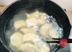 Illustration of how to make beef dumpling noodles 4