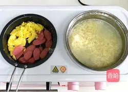 Illustration of how to make instant noodles in sour soup 6