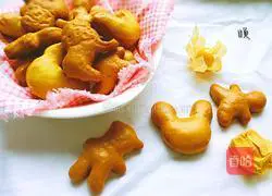 Illustration of how to make large dough cookies 15