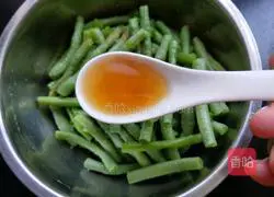 Illustration of how to make cold long beans 11