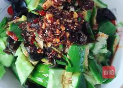 Illustration of how to shoot cucumbers 10