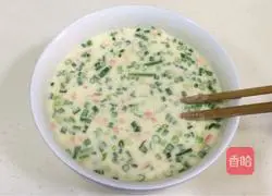 Illustration of how to make carrot and egg pancakes 9