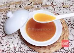 Recipe for Lily, Longan and Tremella Soup (moistening the lungs and nourishing blood) 10