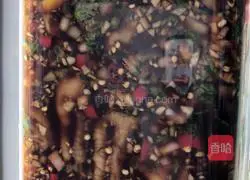 Internet celebrity Thai spicy and sour chicken feet recipe illustration 4