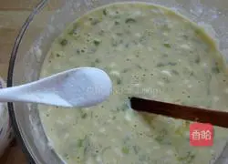 Illustration of how to make chive egg pancake 6