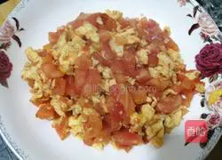 Illustration of how to make steamed dumplings stuffed with tomatoes and eggs 2