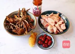 Illustration of how to make tea tree mushroom stewed with chicken soup 1