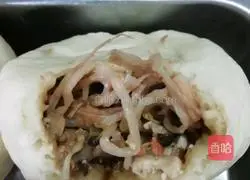 Illustration of how to make bean sprouts buns 2