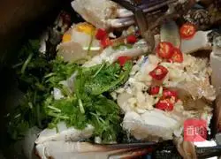 Illustration of how to make Thai pickled crabs 7