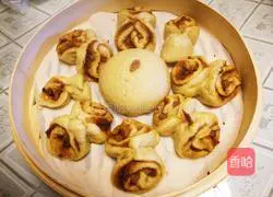 Illustration of how to make whole wheat flower rolls 12