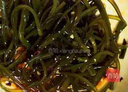 Red oil minced garlic Illustration of how to make kelp silk 8