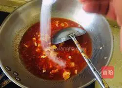 Illustration of how to make tomato sauce and egg handmade noodles 7