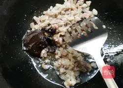 Illustration of how to make sauced pork buns 3