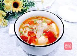 Illustration of how to make tomato and enoki mushroom tofu soup 19
