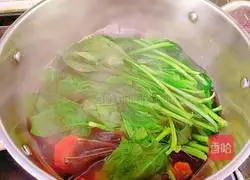 Spinach, carrot and kelp soup recipe 12