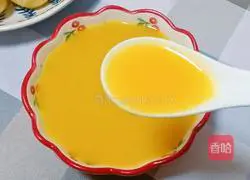 Illustration of how to make apple and white fungus double rice paste 11