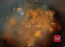 Illustration of how to cook carrots and pork ribs 2