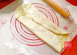Illustration of how to make milky sesame rolls 11
