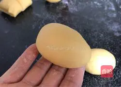 Illustration of how to make Little Bee Steamed Buns 5