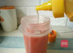 Illustration of how to make tomato honey juice 8