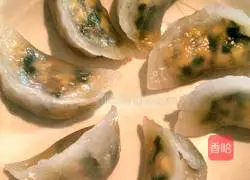 Illustration of how to make crystal dumplings 4