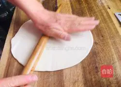 Illustration of how to pull mutton into strips 17