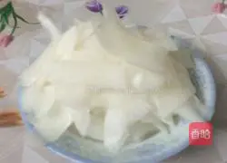 Illustration of how to make radish bone soup 3