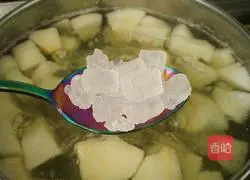 Illustration of how to make sesame rock sugar pears 4