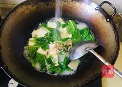 Illustration of how to make cabbage and tofu soup 6