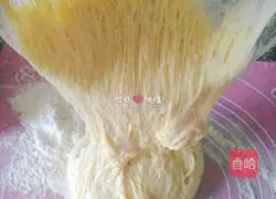 Illustration of how to make coconut milk buns 7