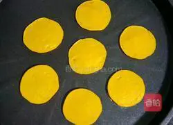 Illustration of how to make vegetable milk waffles (baby food supplement) 8