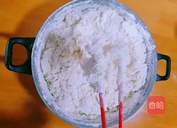 Illustration of how to make steamed buns and flower rolls 4