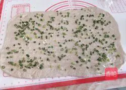 Illustration of how to make steamed flower rolls 4