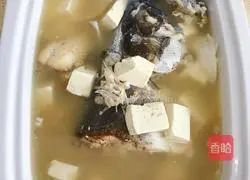 Illustration of how to make fish head tofu soup 14