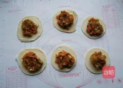 Illustration of how to make potato pancakes with dumpling skin 17