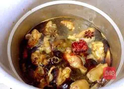 Illustration of stewed pig trotters 17