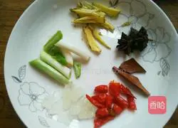 Illustration of braised pork with pickled vegetables 5