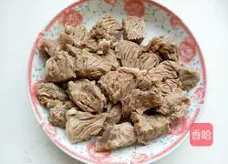 Tomato Beef Brisket Soup Recipe Illustration 5