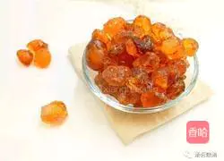 Illustration of how to make entry-level dessert peach gum stewed with white fungus 1