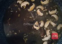 Illustration of how to make mushroom and rapeseed noodles 9