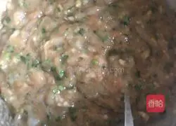 Illustration of how to make shrimp wontons 10