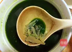 Illustration of how to make spinach skin jelly 2