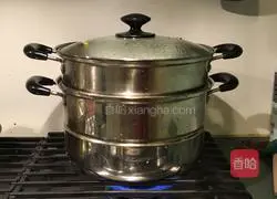 Cantonese style Illustration of how to make Mala Cake 12