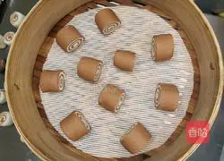 Illustration of how to make cronut buns 9